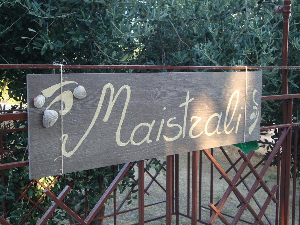 Maistrali Apartments Ratzaklion Bagian luar foto