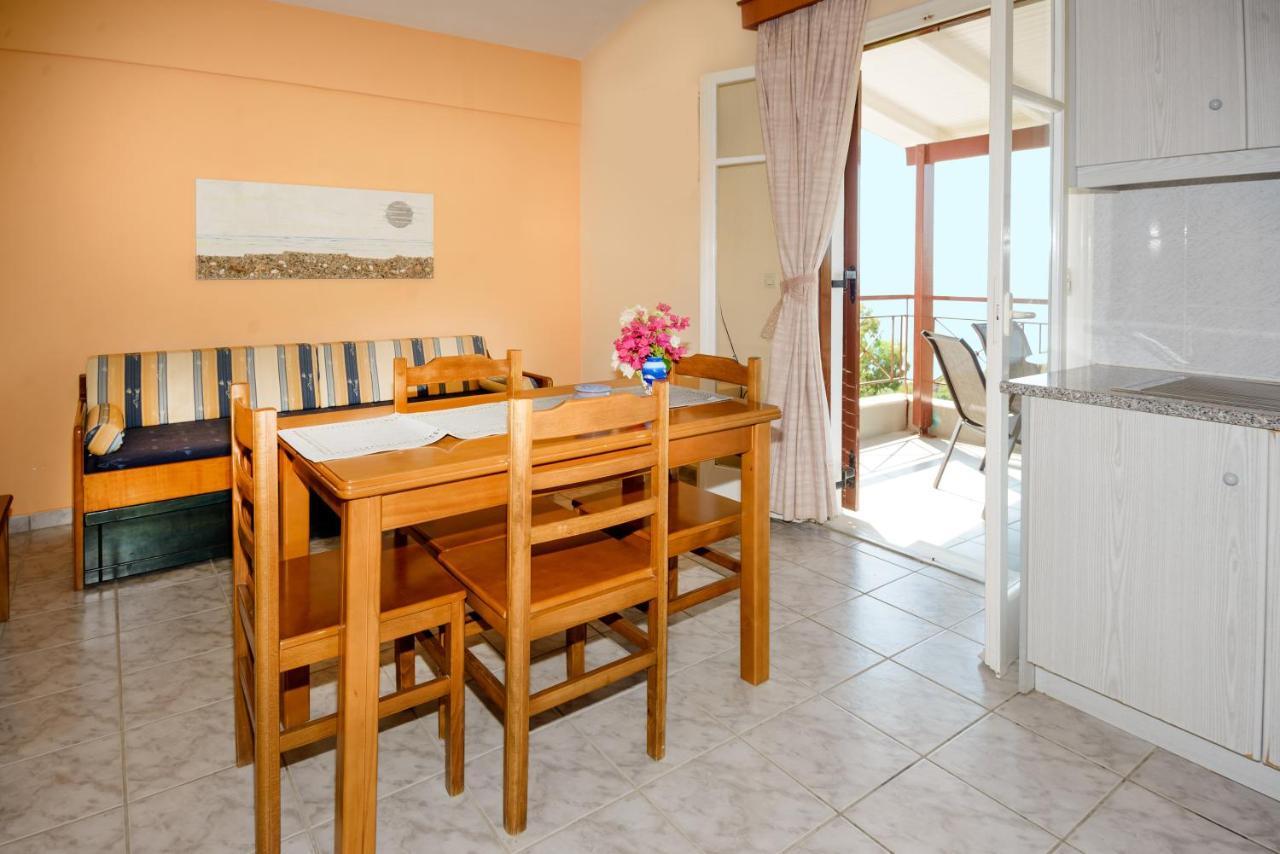 Maistrali Apartments Ratzaklion Bagian luar foto