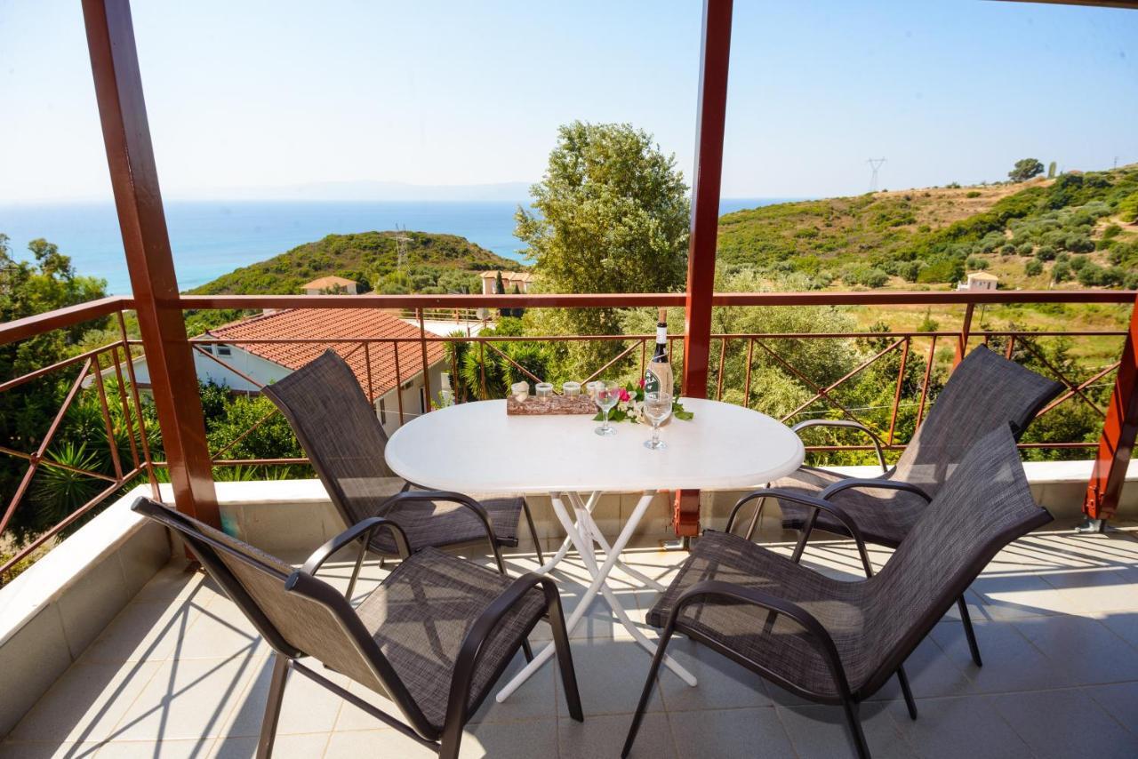 Maistrali Apartments Ratzaklion Bagian luar foto
