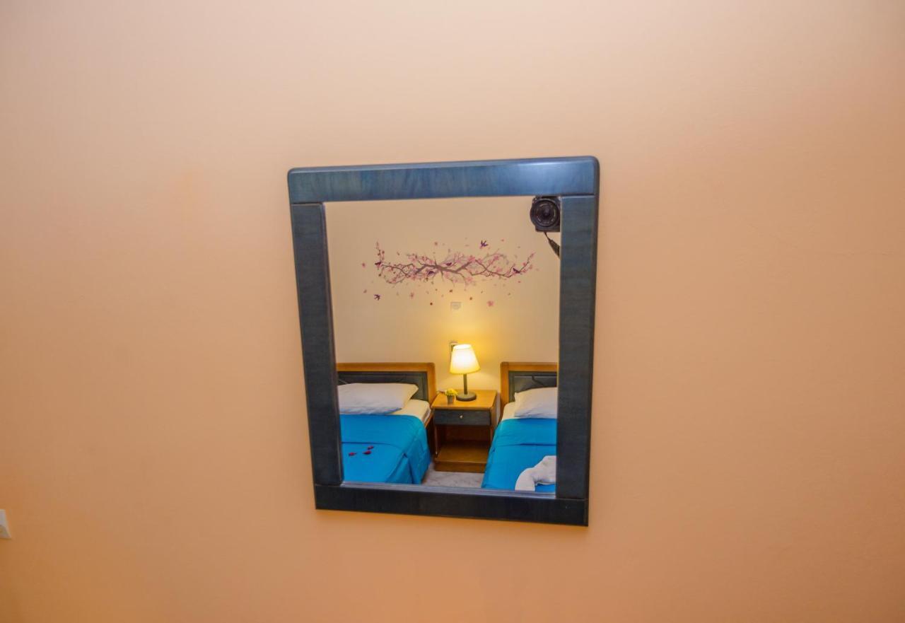 Maistrali Apartments Ratzaklion Bagian luar foto