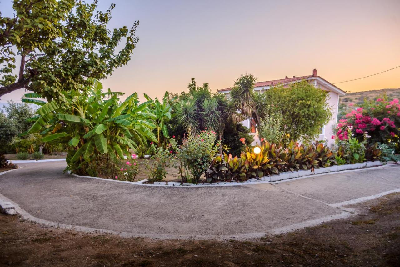 Maistrali Apartments Ratzaklion Bagian luar foto